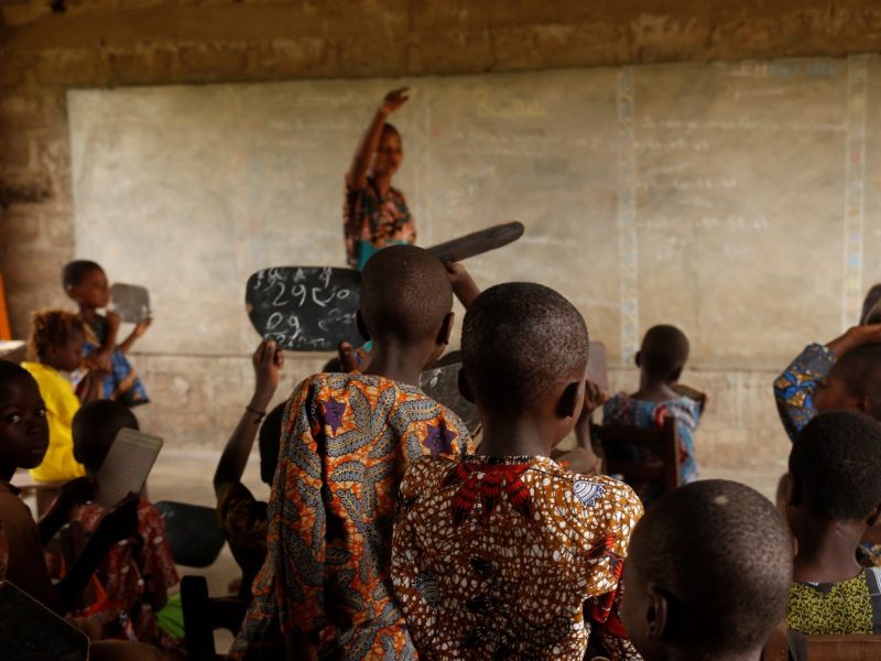 Un centre inclusif où les enfants sourds et entendants apprennent ensemble.